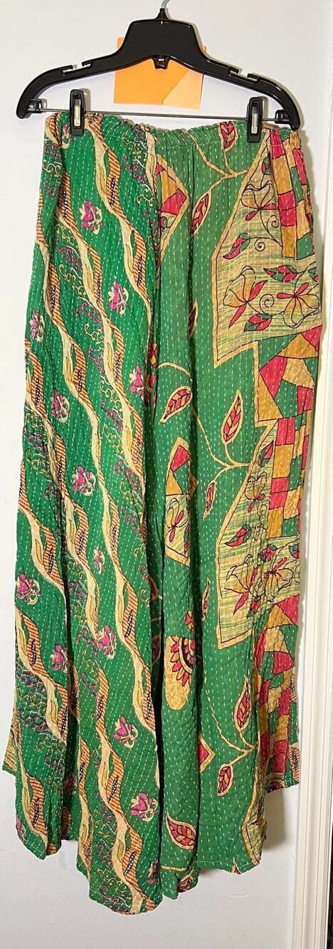 Kantha Bae Green Geometric Lounge Pants